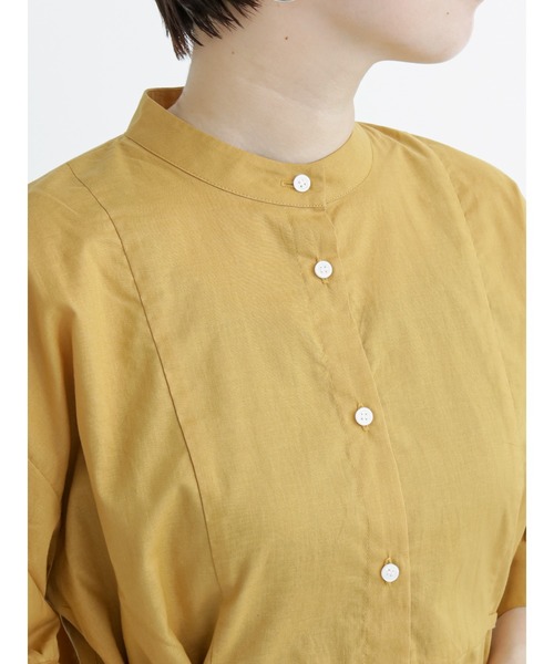 Lugnoncure(ルノンキュール)の「ヨーク切替タックチュニック(シャツ/ブラウス・レディース・ブラック/オフホワイト/イエロー・フリ-)」の12枚目の写真