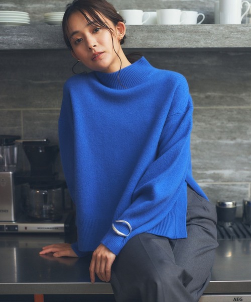 未使用新品　ヒューエルミュージアム　STUMBLY ハイネックニット AOYAMA 【洋服の青山】ネイビー系 毛玉にならない ニット