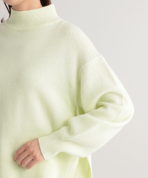 Andemiu（アンデミュウ）の「ウールカシミヤハイネックニット295030（ニット/セーター・レディース・ブラウン/ブルー/ライトイエロー・FREE）」の6枚目の写真