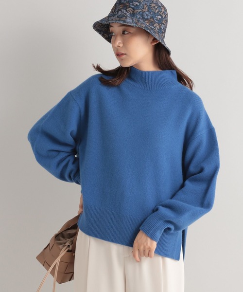 Andemiu（アンデミュウ）の「ウールカシミヤハイネックニット295030（ニット/セーター・レディース・ブラウン/ブルー/ライトイエロー・FREE）」の4枚目の写真