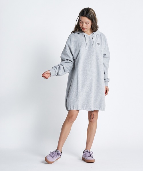 ROXY(ロキシー)の「JIVY DRESS/ロキシーワンピース(ワンピース・レディース・パープル/グレー/ブラック・SMALL/MEDIUM/LARGE)」の9枚目の写真