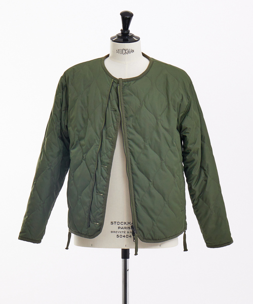 TAION（タイオン）の「TAION MILITARY RIVERSIBLE【UNISEX】ミリタリー リバーシブル クルーネック ダウンジャケット/TAION-R104BML-1（ブルゾン・メンズ・ブラック/カーキ・XX-LARGE/M/L/XL）」の19枚目の写真