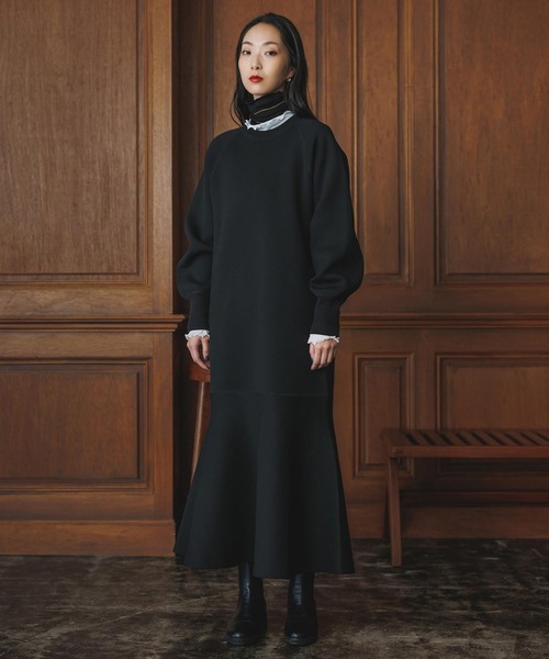 SALON adam et rope'（サロン アダム エ ロペ）の「ヘムフレア―ニットマーメイドワンピース（ワンピース・レディース・ブラック/ホワイト・FREE）」の20枚目の写真