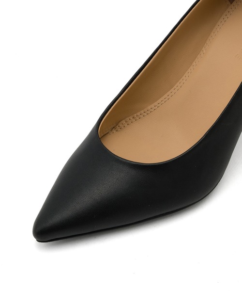 ADAM ET ROPE'(アダムエロペ)の「【一部サイズ公式サイト限定】ボロネーゼパンプス(パンプス・レディース・ベージュ/ブラック・24.5cm/25.0cm/23.5cm/24.0cm/23.0cm/22.5cm)」の11枚目の写真