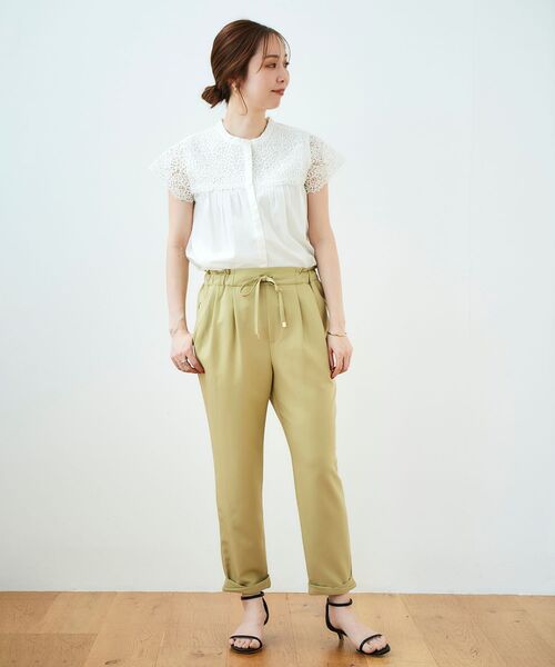 le.coeur blanc(ルクールブラン)の「ツイストヘムイージーテーパードパンツ(その他パンツ・レディース・ブラック/モカ/イエロー・38/36)」の21枚目の写真