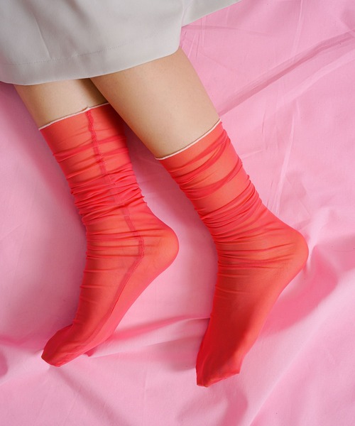 bohmal（ボマール）の「シアーカラフルソックス（ソックス/靴下・レディース・ブラック/ピンク/ライム/ブルー/アイボリー・FREE）」の5枚目の写真