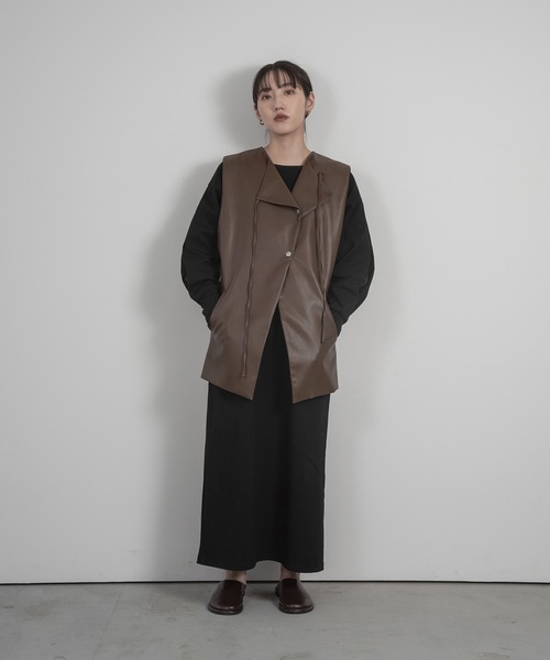 lawgy（ラウジー）の「ribbon design leather vest（ベスト・レディース・ブラウン/ベージュ・FREE）」の17枚目の写真