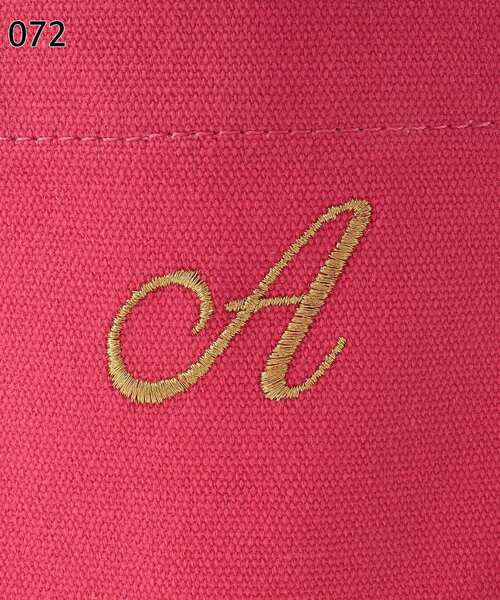 SHOO・LA・RUE（シューラルー）の「◆【シリーズ使い可/ギフトにも◎】イニシャルトート（トートバッグ・レディース・ブラウン系/パープル系/ピンク系/ブルー/グリーン/イエロー/オレンジ・00）」の10枚目の写真