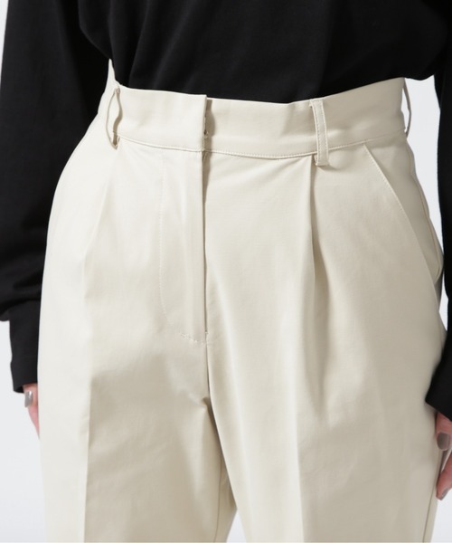 ROYAL FLASH（ロイヤルフラッシュ）の「Risley/リズレー/ワンタックテーラードパンツ（その他パンツ・レディース・ブラック/アイボリー・38/36）」の5枚目の写真