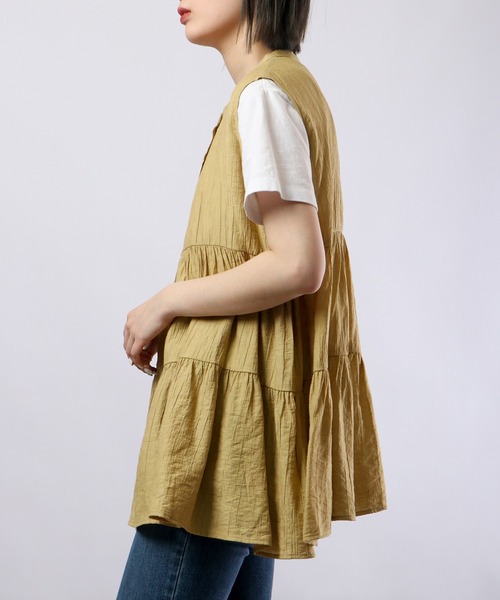 Chiaro（キアロ）の「chiaro ティアードノースリーブブラウス（シャツ/ブラウス・レディース・アイボリー/ベージュ/オレンジ/オリーブ・FREE）」の5枚目の写真