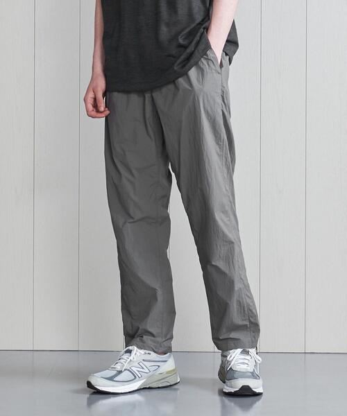 【美品】koti BEAUTY&YOUTH クライミングパンツ グレー koti BEAUTY&YOUTH（コティ ビューティアンドユース）の「＜koti