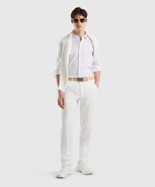 BENETTON (UNITED COLORS OF BENETTON)（ベネトンユナイテッドカラーズオブベネトン）の「リネン100％ストレートチノパンツ（チノパンツ・メンズ・ブラウン系その他/ネイビー/ホワイト・46/48/44/50/42）」の13枚目の写真