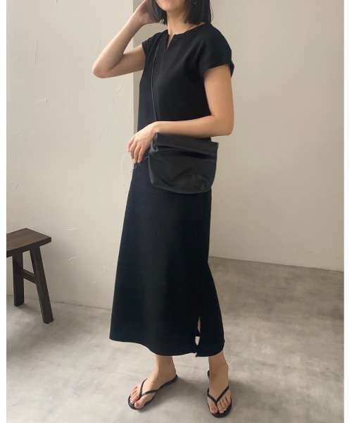 leimn（レイムン）の「ワッフルキーネックワンピース（ワンピース・レディース・アイボリー/モカ/チャコールグレー/ブラック・M）」の2枚目の写真