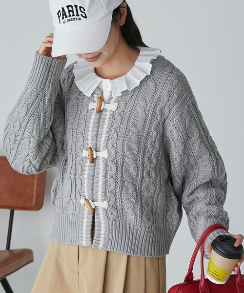 新品アルベロベロ49500円カーディガン。トクコクニオコレクショントクコ好み セール】トグルボタンケーブルクロップドカーディガン