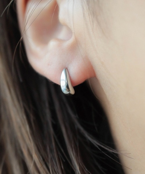 ebine（エビネ）の「Mini Drop Pierce　金属アレルギー対応 サージカルステンレス（ピアス（両耳用）・レディース・シルバー/ゴールド・FREE）」の7枚目の写真