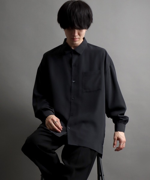 SITRY（シトリー）の「Drape Regular Collar Shirt/ドレープ レギュラーカラー シャツ（シャツ/ブラウス・メンズ・ブラック/ホワイト/チャコールグレー/グレイッシュベージュ/グレイッシュブルー・L/M）」の21枚目の写真