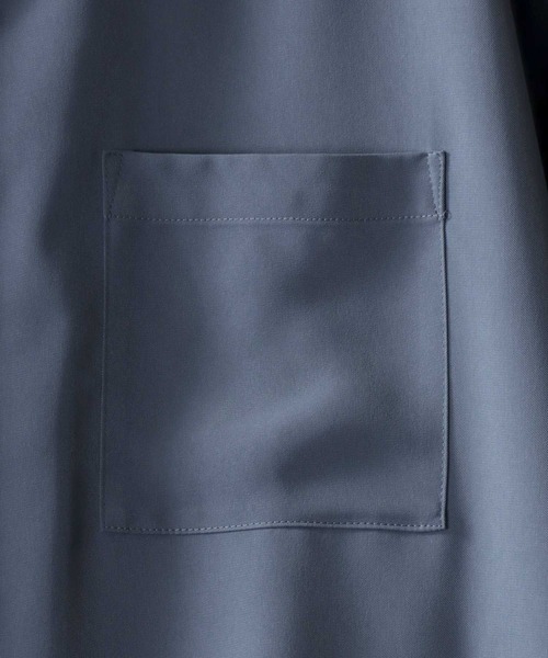 SITRY（シトリー）の「Drape Regular Collar Shirt/ドレープ レギュラーカラー シャツ（シャツ/ブラウス・メンズ・ブラック/ホワイト/チャコールグレー/グレイッシュベージュ/グレイッシュブルー・L/M）」の7枚目の写真