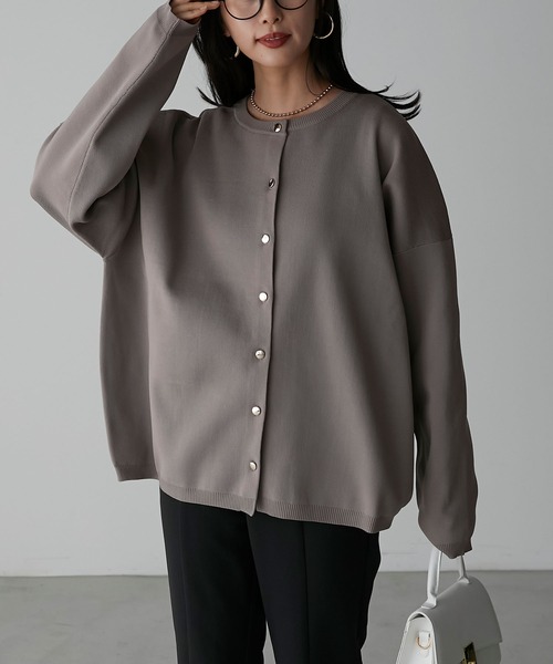 Anss.me（アンスミー）の「【Anss.me】ダイバーニット金釦カーディガン（カーディガン/ボレロ・レディース・ネイビー/アイボリー/ブラック/グレイッシュベージュ・FREE）」の5枚目の写真