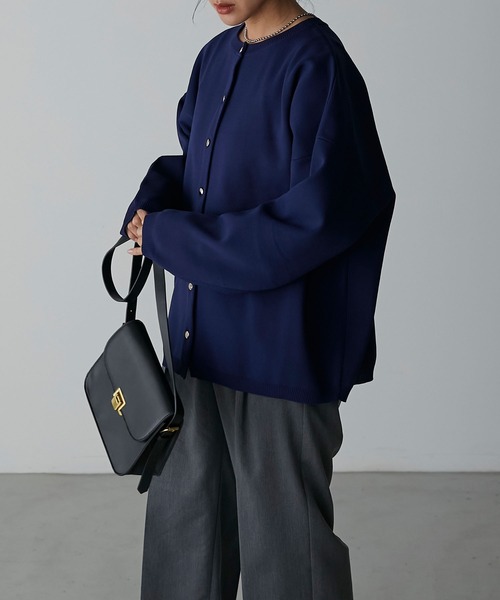 Anss.me（アンスミー）の「【Anss.me】ダイバーニット金釦カーディガン（カーディガン/ボレロ・レディース・ネイビー/アイボリー/ブラック/グレイッシュベージュ・FREE）」の7枚目の写真