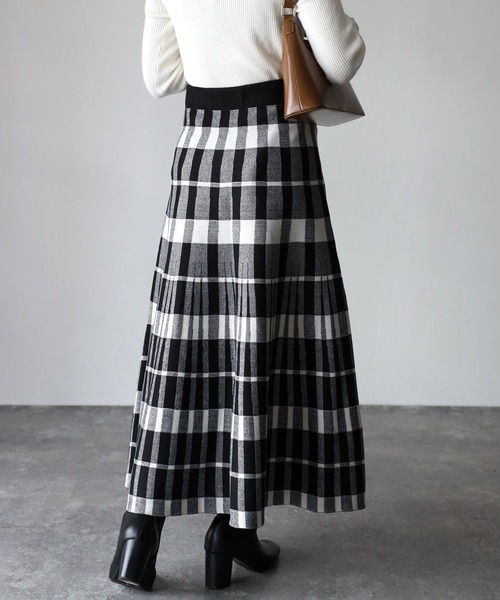 Riberry（リベリー）の「ニットチェックスカート（スカート・レディース・ベージュ/ブラック・FREE）」の10枚目の写真