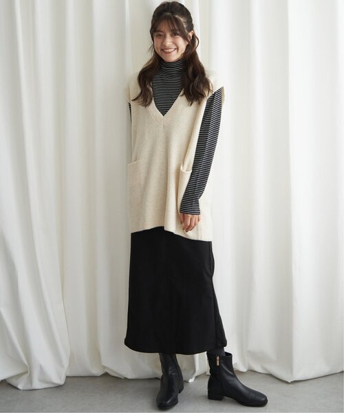 LBC（エルビーシー）の「ポケ付きニットロングベスト（ベスト・レディース・オフホワイト/グレー/ベージュ・M）」の14枚目の写真