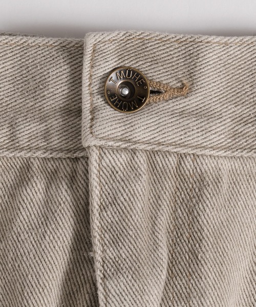 MUHET（ミュエータ）の「裾フリンジデニムパンツ（デニムパンツ・レディース・インディゴブルー/ブルー/カーキ・LARGE/MEDIUM/SMALL）」の15枚目の写真