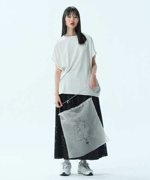 bedsidedrama(ベットサイドドラマ)の「Ghost Tote Bag(トートバッグ・レディース・パープル/ベージュ/ブラック・1)」の4枚目の写真