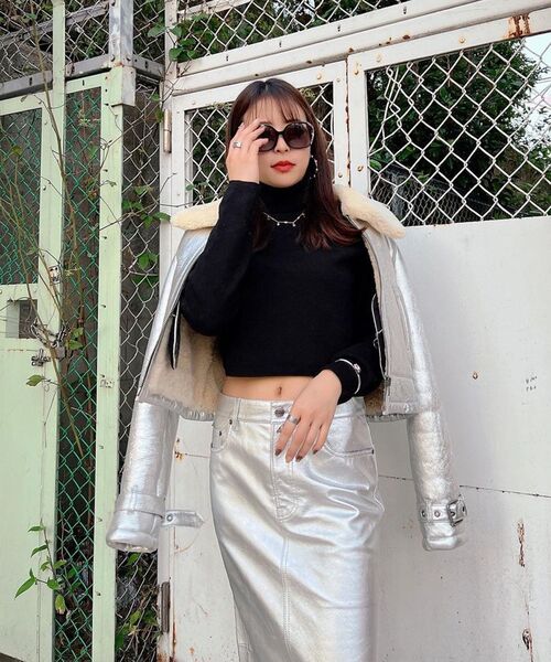 COACH（コーチ）の「メタリック レザー ロング スカート（スカート