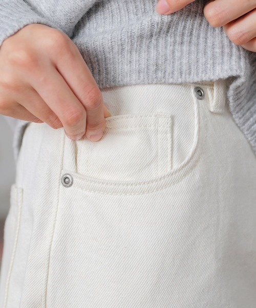 Honeys（ハニーズ）の「ストレートデニムパンツ（股下６８ｃｍ）（デニムパンツ・レディース・ブラック/ブルー/アイボリー・SS/S/LL/M/L）」の18枚目の写真