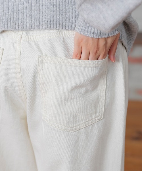 Honeys（ハニーズ）の「ストレートデニムパンツ（股下６８ｃｍ）（デニムパンツ・レディース・ブラック/ブルー/アイボリー・SS/S/LL/M/L）」の19枚目の写真