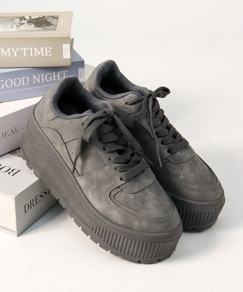 LOVEHUNTER(ラブハンター)の「軽量厚底 ボリュームソールコートスニーカー(スニーカー・レディース・ブラック/ホワイト/ブラック×ブラック/ブラック×ホワイト/ピンク/キャメル/シルバー/グレー/カーキ/ベージュ/ダークブラウン/ホワイト×レッド/ホワイト×グリーン/ホワイト×ブラック/ホワイト×グレー/ホワイト×ブラウン/ホワイト×ブルー/ブラック系1/ブラック×ゴールド/ホワイト×シルバー/ブルー系その他/ブラウン/ホワイト×パープル/ネイビー/オレンジ系その他/ホワイト×ピンク/ホワイト×イエロー/シルバー×ブラック/ブラック×シルバー・38/36/39/41/37/40/43/42/44/35)」の18枚目の写真