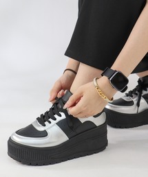 LOVEHUNTER（ラブハンター）の「軽量厚底　ボリュームソールコートスニーカー（スニーカー）」