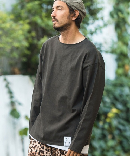 CAMBIO(カンビオ)の「mlt4582-Boat Neck Long Sleeve Cut sew ボートネック カットソー(Tシャツ/カットソー・メンズ・ブルー/マスタード/ホワイト/スモークグレー・M/L)」の3枚目の写真