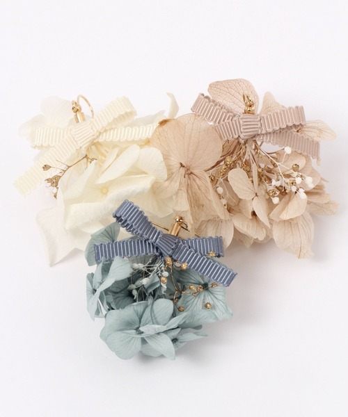 GLOBAL WORK(グローバルワーク)の「MADE IN JAPANドライフラワーブリザーブドピアス/993079(ピアス(両耳用)・レディース・ホワイト/ライトブルー/ベージュ・FREE)」の8枚目の写真