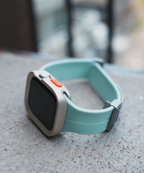 zandy（ズィーアンドワイ）の「zandy ズィーアンドワイ Apple Watch ケース＆ベルトセット マットタイプ【スクエアソフトフレーム】 アップルウォッチカバー& シリコンループバンド /// set2（デジタル腕時計・メンズ・ブラック×グレー/ピンク/グリーン/グレイッシュブルー/ホワイト×シルバー/オレンジ/ネイビー/シルバー×ブラック/ブルーグレー/シルバー×ブルー/ミント/オレンジ系その他・S/M）」の5枚目の写真