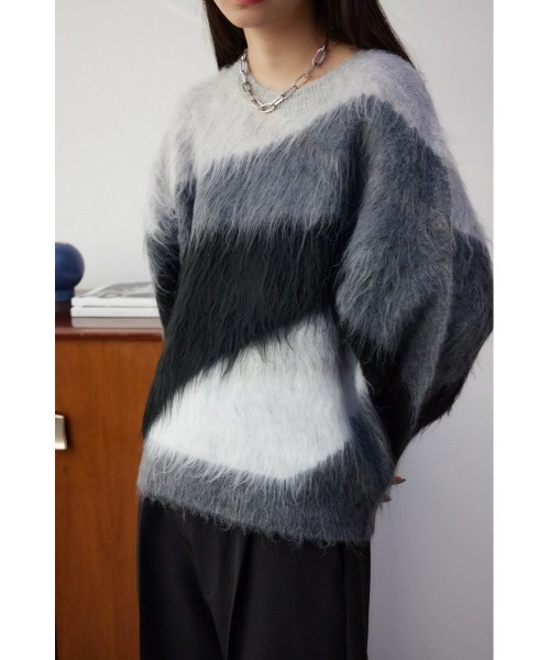 AZUL by moussy(アズールバイマウジー)の「シャギー柄ニット(ニット/セーター・レディース・その他2/その他3/マルチ・FREE)」の4枚目の写真
