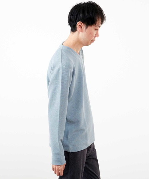 MEN'S MELROSE(メンズメルローズ)の「シュリンクジャガードVネックロングスリーブTシャツ(Tシャツ/カットソー・メンズ・ブルー/ネイビー/ホワイト・4/3/2)」の7枚目の写真