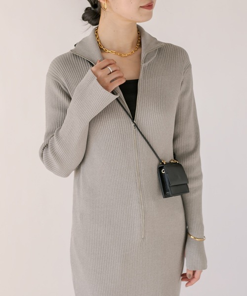 RIVE DROITE（リヴドロワ）の「ハーフZIPリブニットワンピース