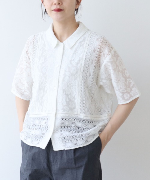 yuni（ユニ ）の「パッチワークレース 半袖シャツ 1701BL023241