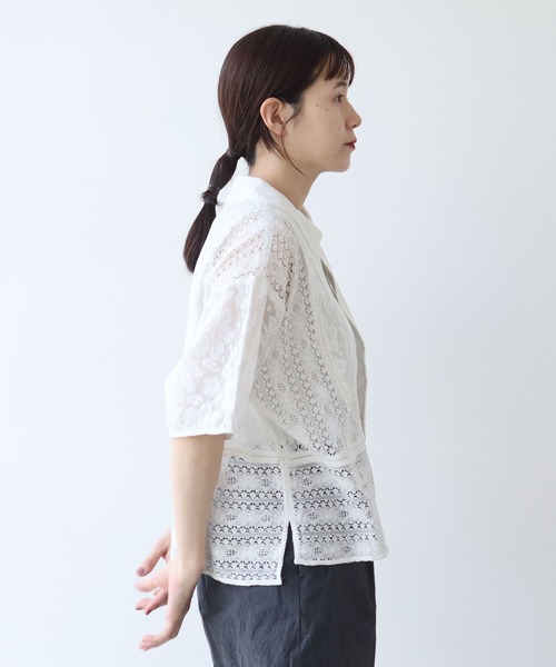 パッチワークレース 半袖シャツ  yuni ユニ　bulle de savon yuni（ユニ ）の「パッチワークレース 半袖シャツ 1701BL023241