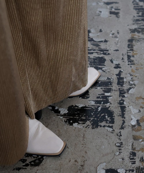 LIAN(リアン)の「メタリックプリーツパンツ(その他パンツ・レディース・ゴールド/ブラック/シルバー・FREE)」の11枚目の写真