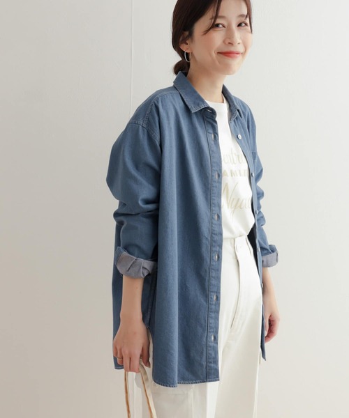 URBAN RESEARCH DOORS（アーバンリサーチドアーズ）の「デニムレギュラーカラーシャツ（Tシャツ/カットソー・レディース・ライトインディゴブルー/ワンウォッシュ・MEDIUM）」の7枚目の写真