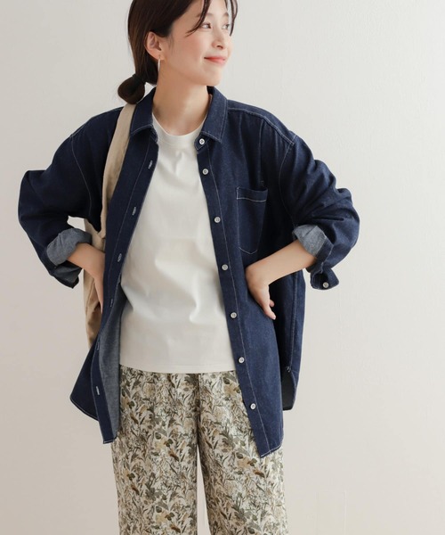 URBAN RESEARCH DOORS（アーバンリサーチドアーズ）の「デニムレギュラーカラーシャツ（Tシャツ/カットソー・レディース・ライトインディゴブルー/ワンウォッシュ・MEDIUM）」の15枚目の写真