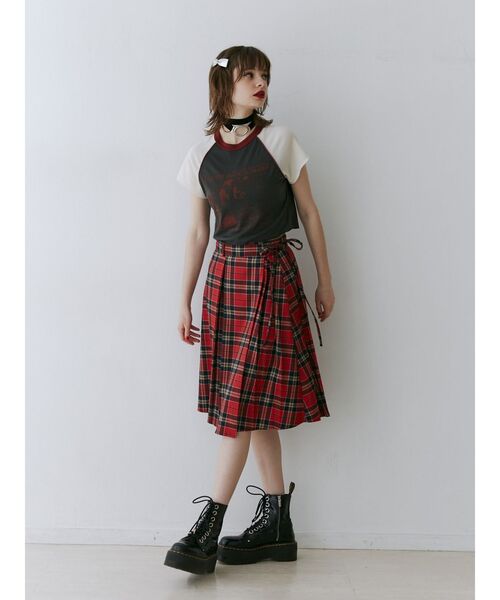 jouetie(ジュエティ)の「ニーレングスラッフプリーツスカート(スカート・レディース・ネイビー/レッド/グリーン・MEDIUM)」の4枚目の写真