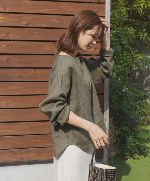 URBAN RESEARCH DOORS（アーバンリサーチドアーズ）の「リネンクルーネックプルオーバー（シャツ/ブラウス・レディース・オフホワイト/カーキ/ブラック・MEDIUM）」の7枚目の写真