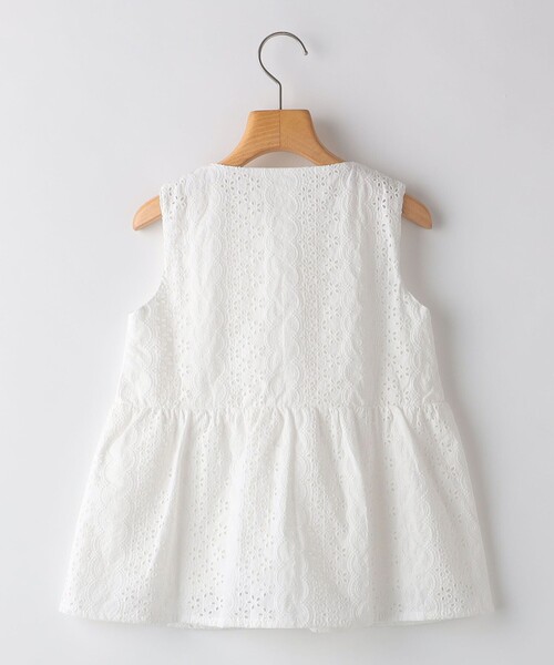 SHIPS（シップス）の「SHIPS KIDS:100～130cm / レース ペプラム ノースリーブ ブラウス（シャツ/ブラウス・キッズ・ライトブルー/ホワイト/サックスブルー・100/110/120/130）」の6枚目の写真