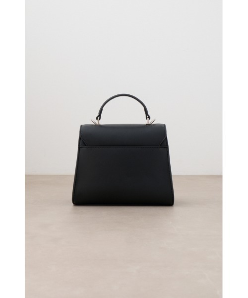 AZUL by moussy（アズールバイマウジー）の「ダイアゴナルワンハンドルフラップバッグ（ショルダーバッグ・レディース・ブラック/ライトベージュ・FREE）」の8枚目の写真