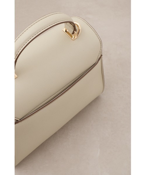 AZUL by moussy（アズールバイマウジー）の「ダイアゴナルワンハンドルフラップバッグ（ショルダーバッグ・レディース・ブラック/ライトベージュ・FREE）」の22枚目の写真