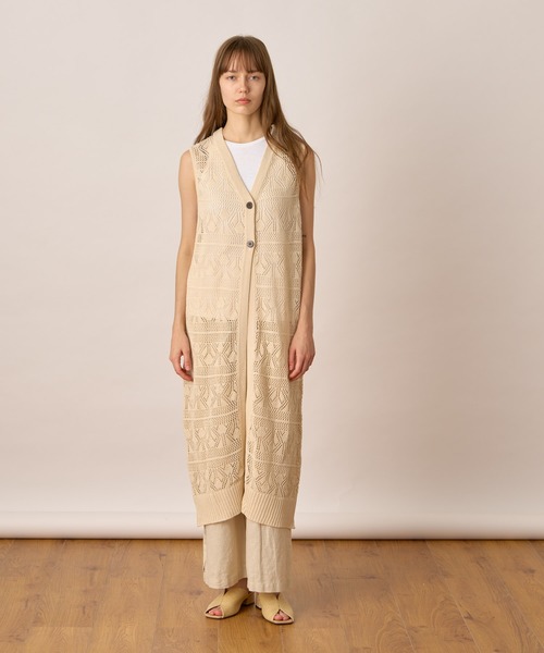 ALLUMER（アリュメール）の「コットンフライスアメリカンスリーブタンクトップ（タンクトップ・レディース・ブラック/ホワイト/キャメル・1）」の15枚目の写真