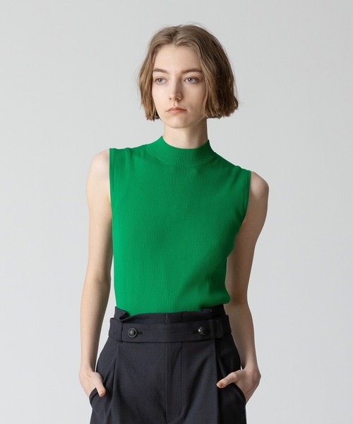 allureville（アルアバイル）の「バック釦ディティールプルオーバー（ニット/セーター・レディース・ベージュ/ネイビー/オフホワイト/グリーン・2）」の3枚目の写真